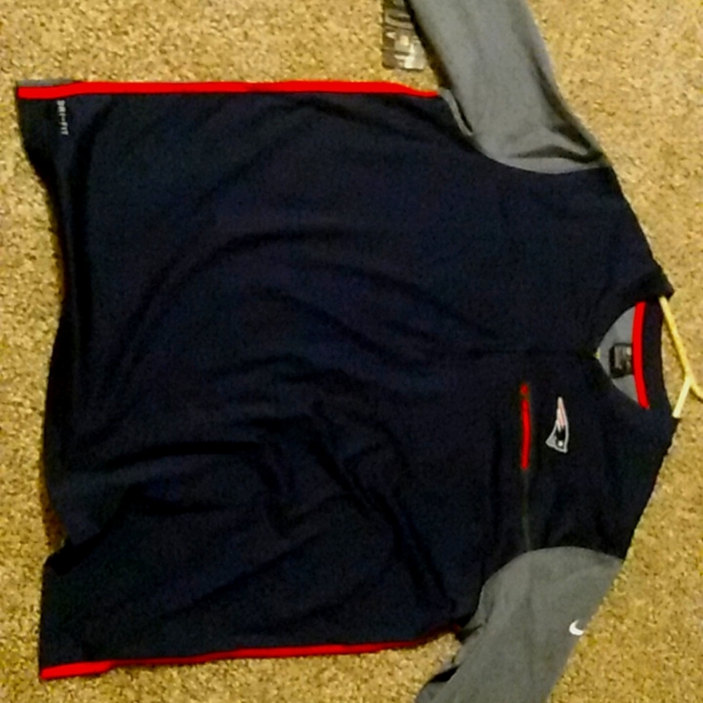 Men'snNIKE XXL dri fit NFL infield apparel